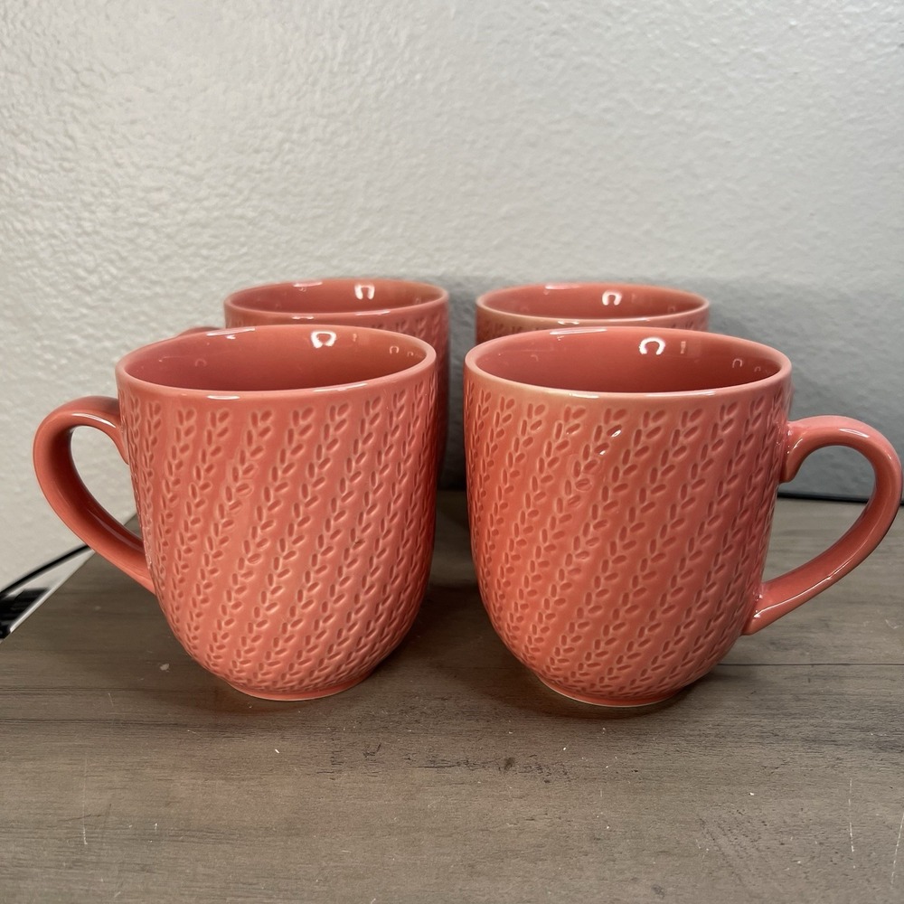 4 Threshold Stoneware Coffee Tea Mugs Cups 3.75"‎ Knitted Stitch Pattern "Aspen"